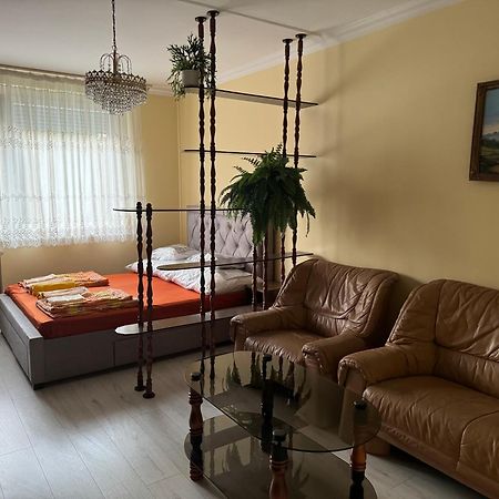 Termal Apartman Тисауйварош Екстериор снимка